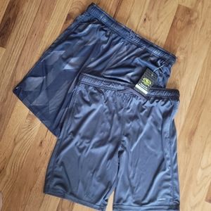 Boys new with tags two pack  short set 14/16 Huskey